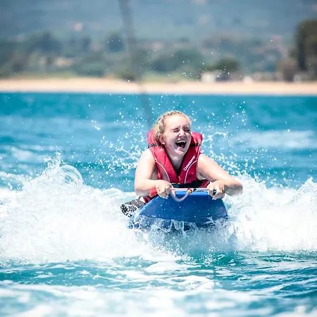 Neilson Messini Activity Beach Club מלון קלמאטה
